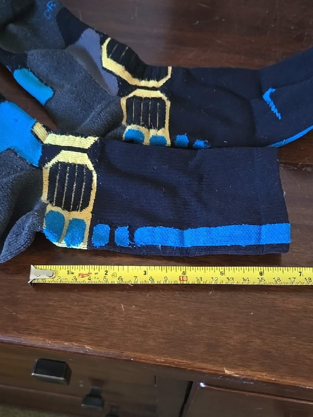 Nike Med Boy Hyperelite Circuit Crew Socks Black Blue Yellow ULTRA RARE STYLE - Picture 6 of 16